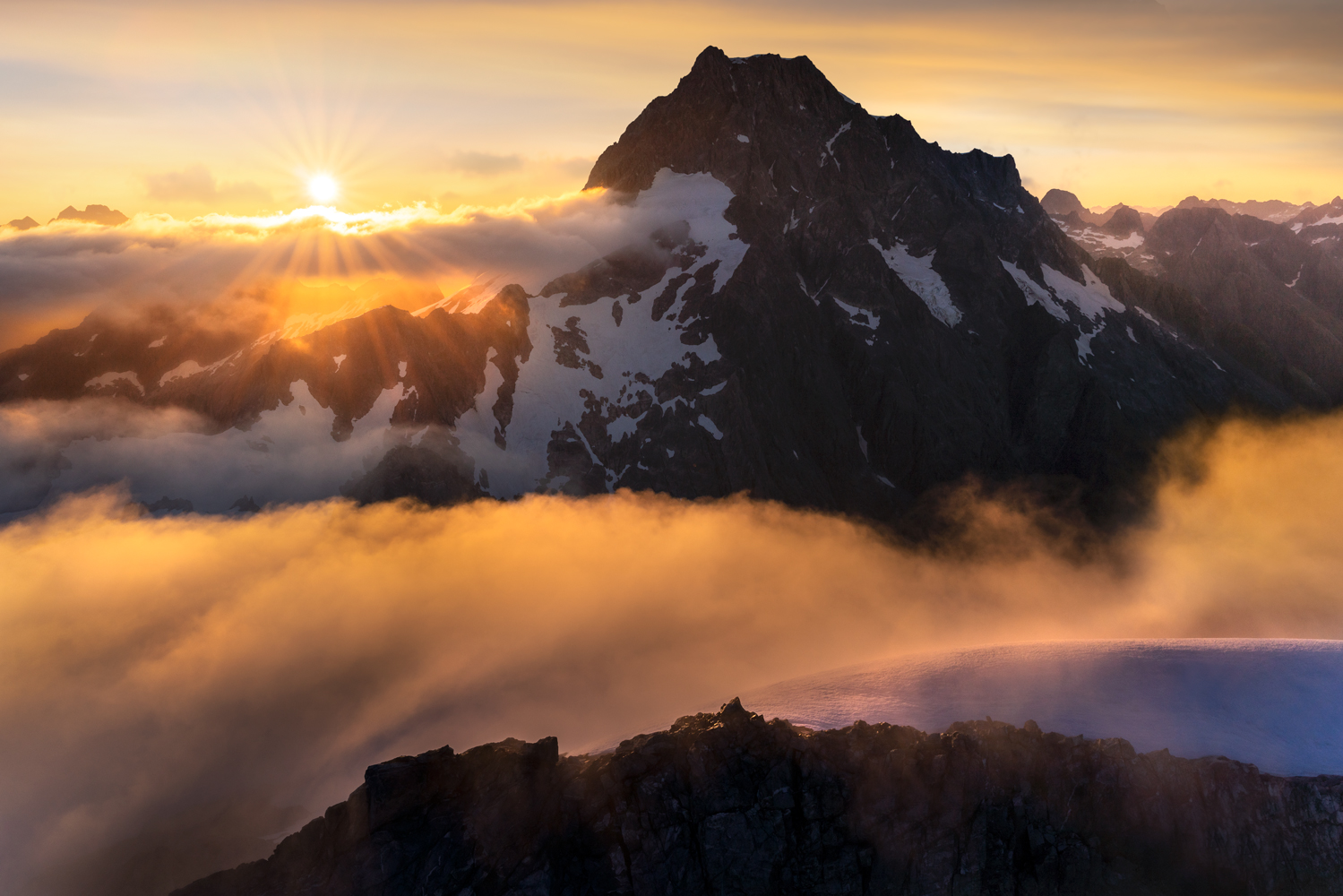 Darran Mountains, Mt Tutoko sunrise