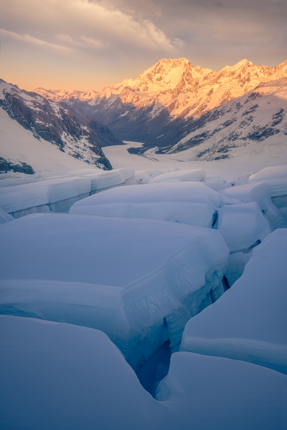 Tasman Glacier and Aoraki, Copyright William Patino, New Zealand Landscape Photographer